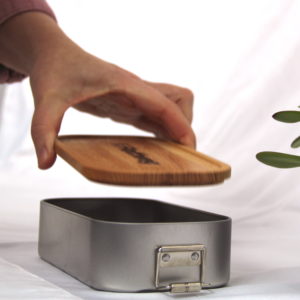 LOOP nachhaltige Werbemittel Lunchbox Buche mit Brandstempel Logo